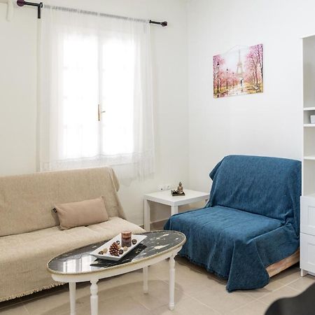 Athenais Apartment Ликсури Екстериор снимка