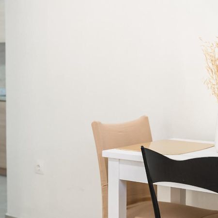 Athenais Apartment Ликсури Екстериор снимка