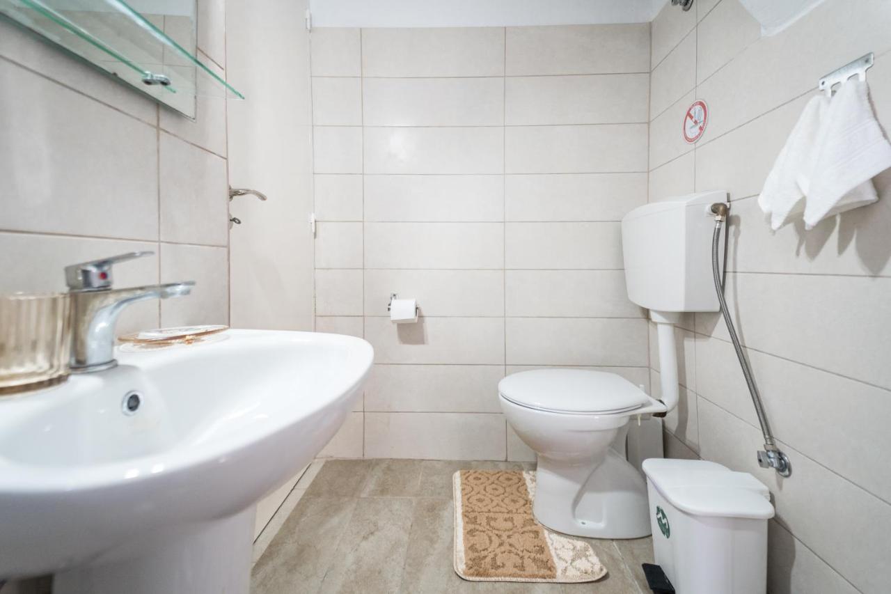 Athenais Apartment Ликсури Екстериор снимка